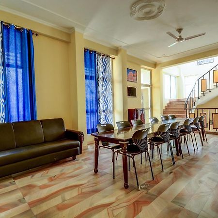 Oyo Hotel Prayag Dźajpur Zewnętrze zdjęcie