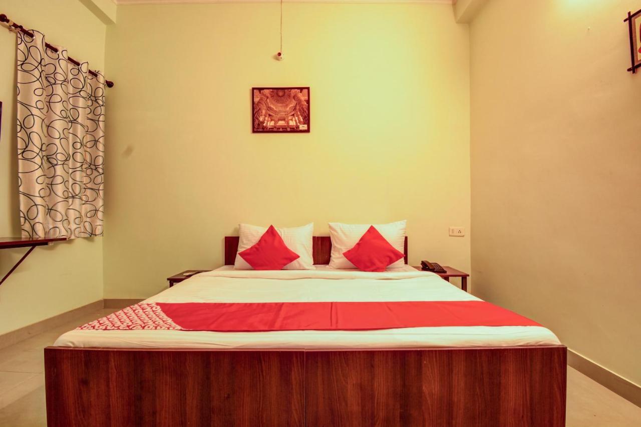 Oyo Hotel Prayag Dźajpur Zewnętrze zdjęcie