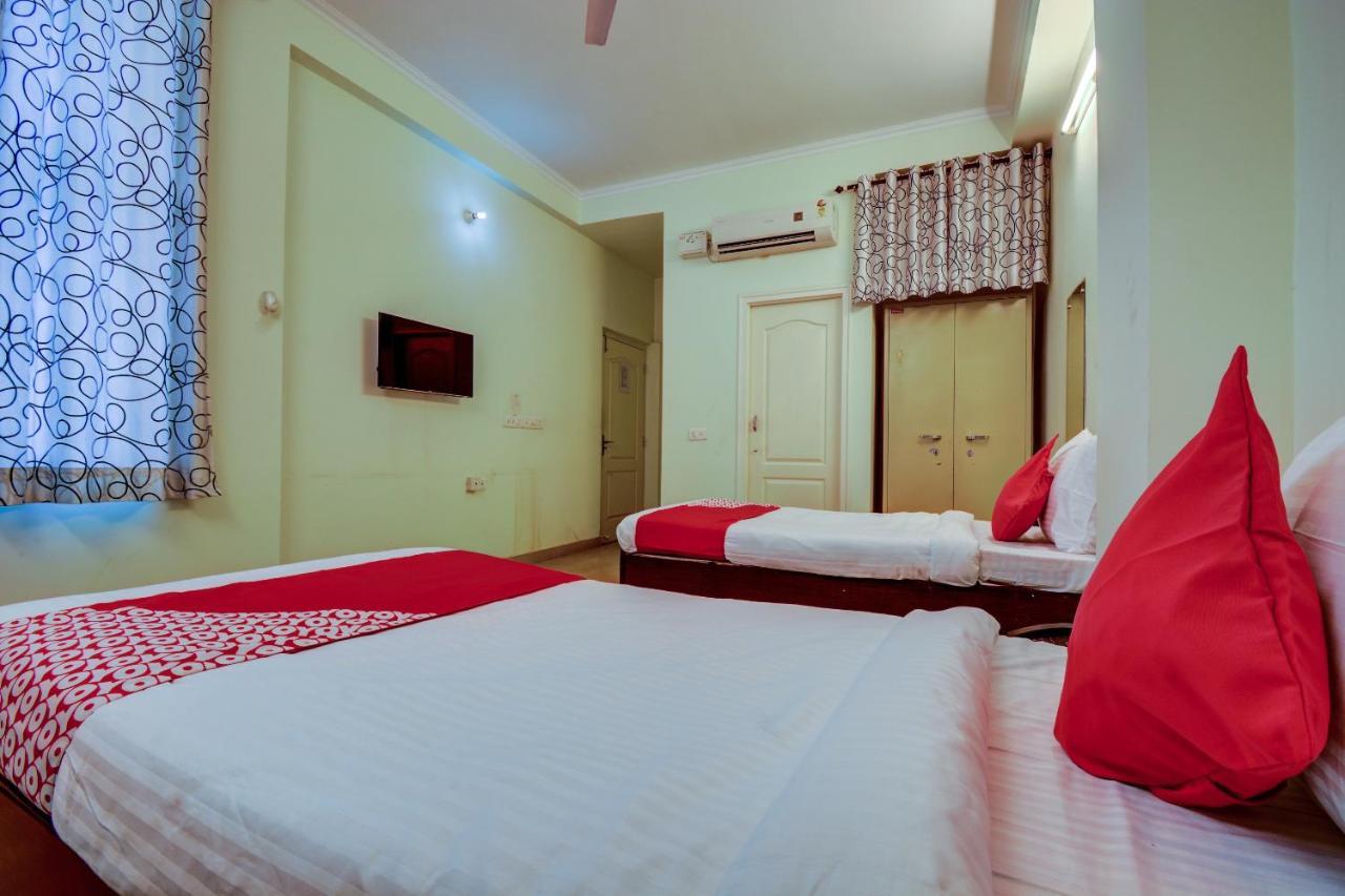 Oyo Hotel Prayag Dźajpur Zewnętrze zdjęcie